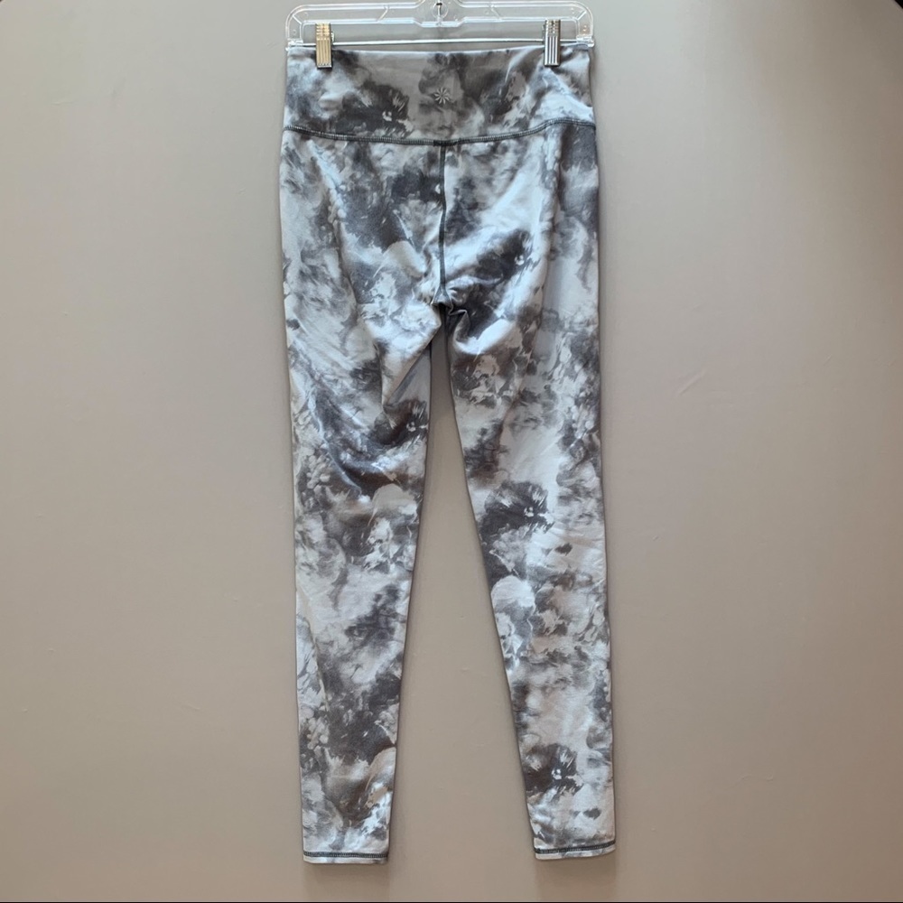 Athleta Gray Cloud Chaturanga Tights, M. - Picture 4 of 6